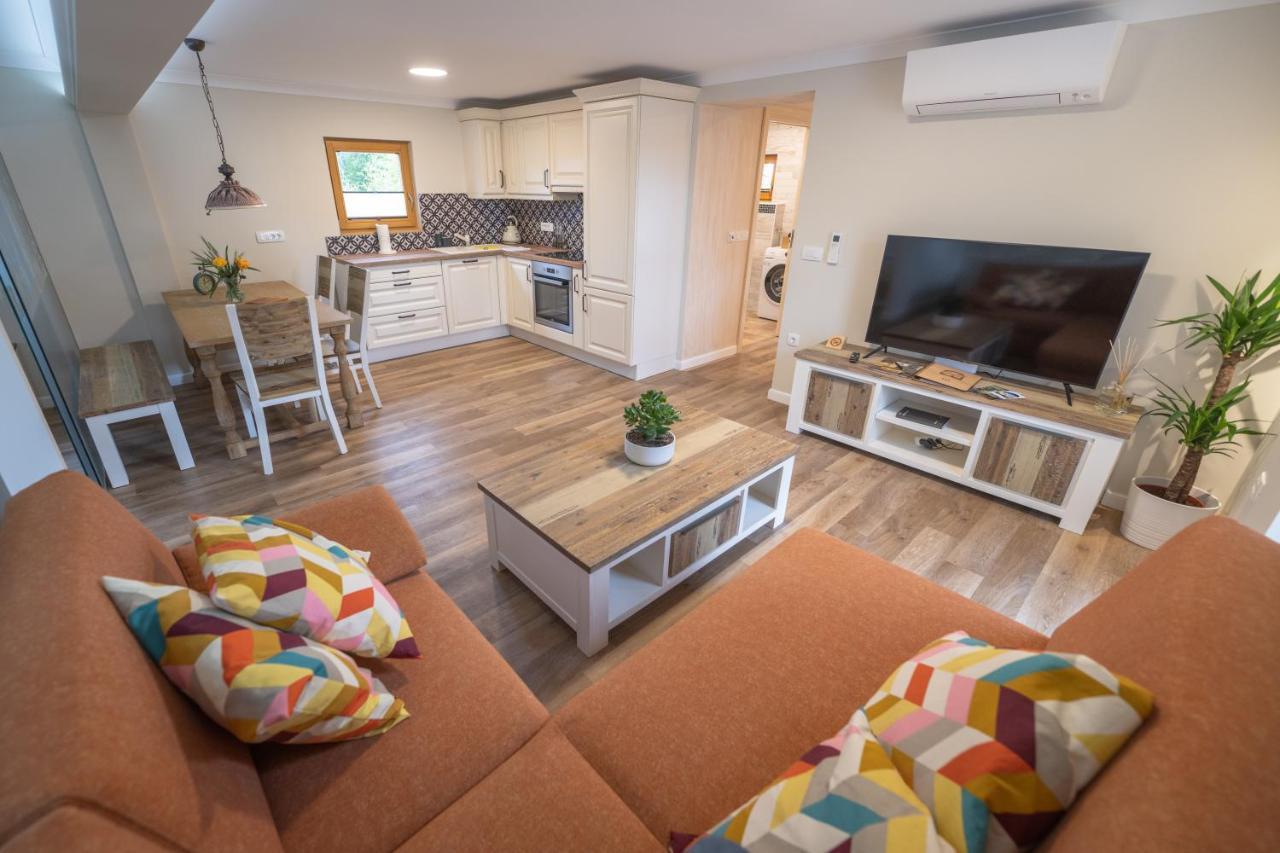 Holiday Home Virida, App Leopold III Ivancna Gorica Extérieur photo