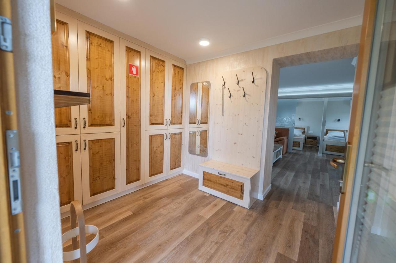 Holiday Home Virida, App Leopold III Ivancna Gorica Extérieur photo
